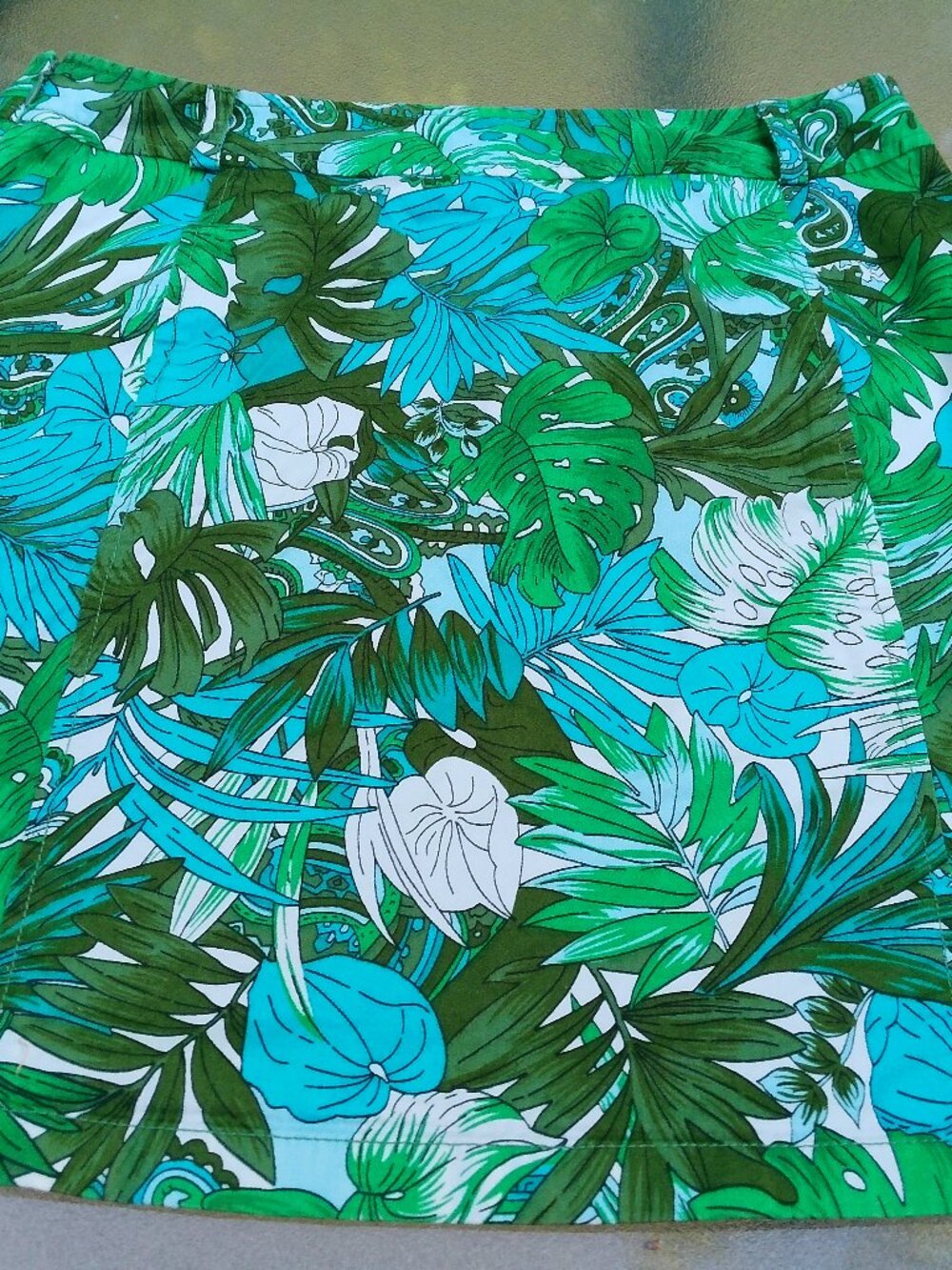 ANN TAYLOR  TROPICAL SKIRT NEW WITHOUT TAGS